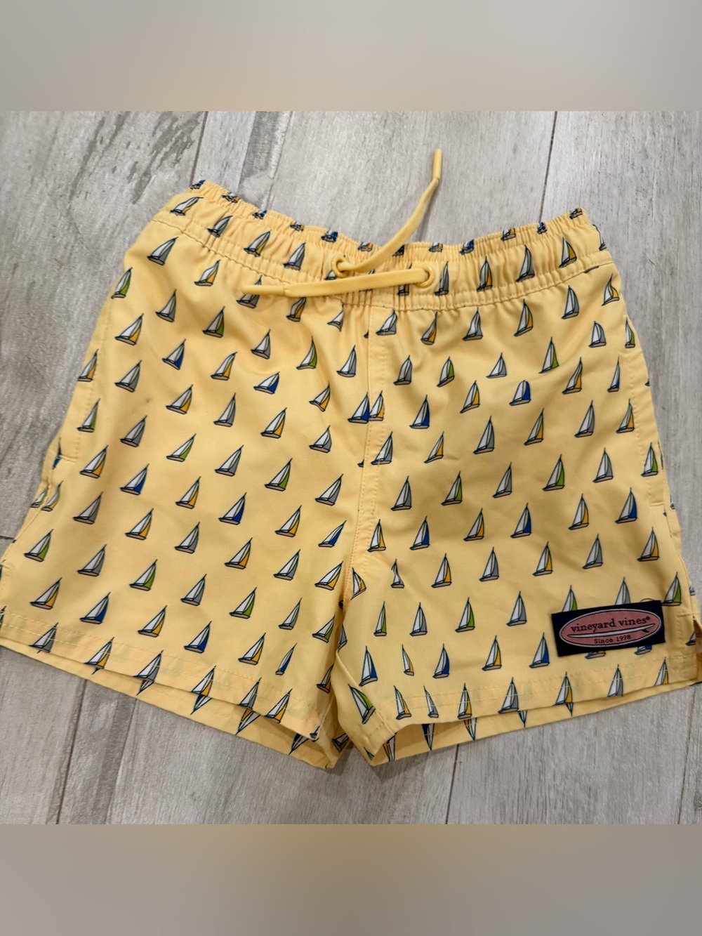 Vineyard Vines Yellow Sailboat Print Kids Swim Shorts size 4T